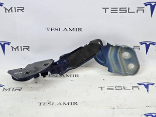 петля капота правая Tesla Model 3 2 поколение 2025, 1774936-00