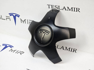 колпачок литого диска Tesla Model S 1 поколение [2-й рестайлинг] 2022, 1420238-00