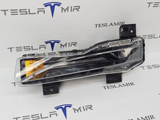 фара противотуманная Tesla Model S 1 поколение [2-й рестайлинг] 2022, 1563710-00