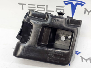 Кронштейн крепления фонаря правый Tesla Model Y 1 поколение 2025, 1932682-00, 1933681-00