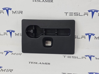 Крышка в корыто Tesla Model Y 1 поколение 2025, 1940219-00, 1940218-00