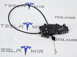 активатор замка багажника Tesla Model S 1 поколение [2-й рестайлинг] 2022, 1003549-00, 100818600
