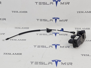 замок двери передней левой Tesla Model S 1 поколение [2-й рестайлинг] 2022, 1607992-00