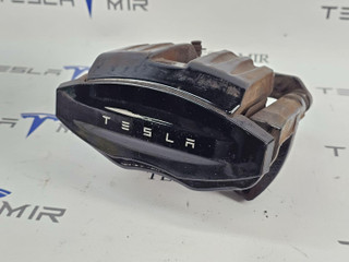 суппорт задний левый Tesla Model S 1 поколение [2-й рестайлинг] 2022, 1044624-00, 1420641-00