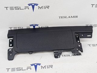 подушка безопасности коленная Tesla Model 3 1 поколение 2023, 1143753-00, 1077826-00, 1083350-00