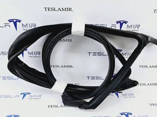 уплотнитель двери Tesla Model 3 1 поколение 2023, 1090500-00