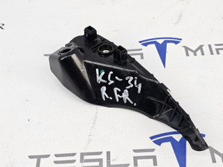Кронштейн (направляющая) крыла переднего (ракушка) правый Tesla Model S 1 поколение [2-й рестайлинг] 2022, 1588936-00