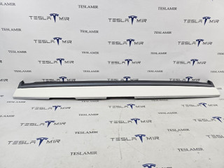 Декоративная накладка центральной консоли Tesla Model 3 1 поколение 2023, 1621493-00