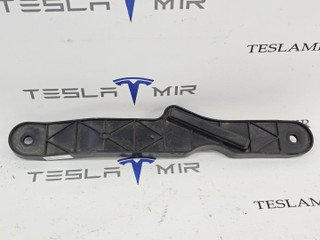распорка стоек Tesla Model S 1 поколение [2-й рестайлинг] 2022, 1617460-00, 1807029-00