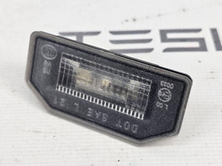 подсветка номера Tesla Model 3 1 поколение 2023, 1449730-00, 1713282-00