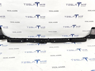Кронштейн крепления бампера (центральный) задний Tesla Model 3 1 поколение 2020, 1121191-00, 1083994-00