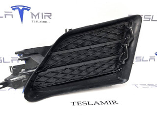 люверс переднего бампера правый Tesla Model S 1 поколение [рестайлинг] 2018, 1058007-00, 1058008-00, 1058011-00, 1058012-00, 1058010-00
