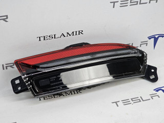 габаритный фонарь Tesla Model 3 2 поколение 2024, 1712514-00