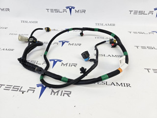 Электропроводка бампера заднего Tesla Model Y 1 поколение 2025, 1933900-00