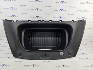 корыто пластиковое Tesla Model Y 2 поколение 2025, 1930436-00, 1930437-00