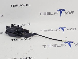 Электропривод (активатор, актуатор) замка капота Tesla Model Y 2 поколение 2025, 1500398-00, 1643071-00