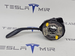 переключатель подрулевой (стрекоза) Tesla Model Y 2 поколение 2025, 2072999-00