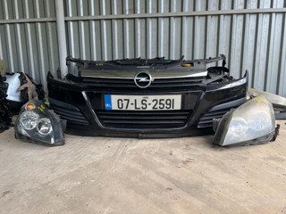 передняя часть (ноускат) Opel Astra H/Family [рестайлинг] 2007, 1.4 л., Z 14 XEP, бензин, МКПП, чёрный, хетчбэк 5 дв.