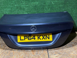 крышка багажника (дверь 3-5) Mercedes-Benz C-Класс W205/S205/C205 2014, 2.2 л., дизель, АКПП