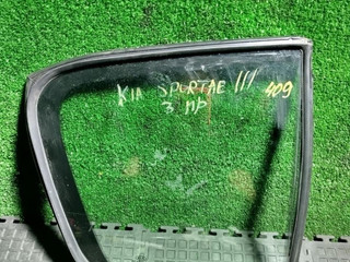 стекло двери задней правой Kia Sportage 4 поколение [рестайлинг] 2021