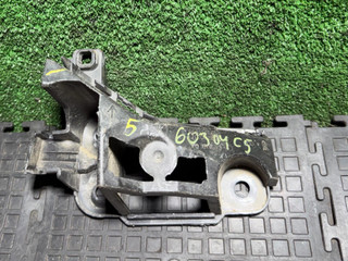 Крепление бампера заднего Citroen C5 2 поколение 2007, 9681049780