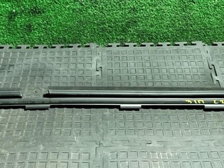 уплотнитель двери Mercedes-Benz C-Класс W205/S205/C205 2014, 2.2 л., дизель, АКПП, 80670JD08449
