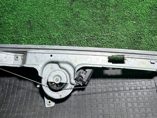 стеклоподъемник передний левый Renault Scenic 2 поколение 2005