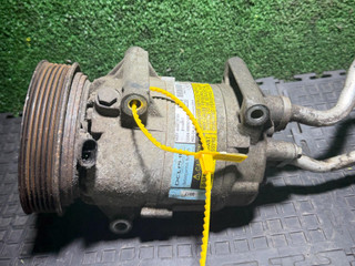 компрессор кондиционера Renault Megane 2 поколение [рестайлинг] 2006, 8200316164