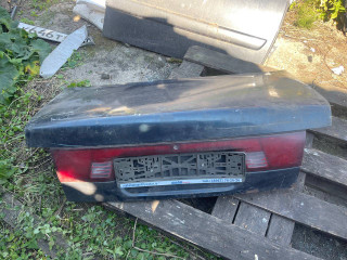 крышка багажника (дверь 3-5) Hyundai Sonata Y3 (1993 - 1996)