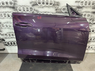 дверь передняя правая Audi Q8 4M 2022