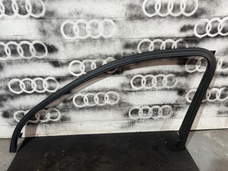 молдинг двери передней правой Audi Q7 4M [рестайлинг] 4M 2023, 3.0 л., DCBD, бензин, АКПП, m7q, внедорожник 5 дв., полный привод, 4M0867588
