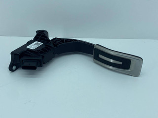 педаль Audi A7 4K 2023, лифтбэк, 8W1723523A, 6PV01164203