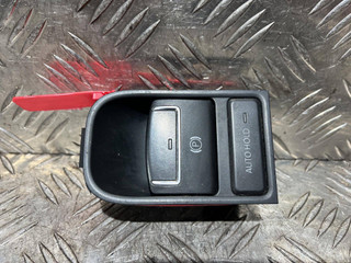 кнопка ручного тормоза (ручника) Volkswagen Tiguan 1 поколение [рестайлинг] 2012, 2.0 л., CCZA, бензин, АКПП, внедорожник 5 дв., полный привод, 225XSJ