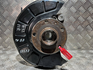 ступица передняя правая Volkswagen Passat B7 2011, 2.0 л., CCZB, бензин, АКПП, универсал, 3C0407258G