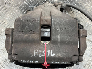 суппорт передний левый Volkswagen Passat B7 2014, 1.4 л., CAXA, бензин, АКПП, седан, 1K0615123