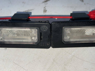 подсветка номера Audi Q5 8R 2012, 2.0 л., CDNC, бензин, АКПП, внедорожник 5 дв., 8T0943021