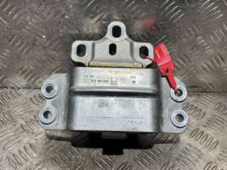подушка крепления двигателя Volkswagen Passat B7 2011, 2.0 л., CCZB, бензин, АКПП, универсал, 3C0199555R