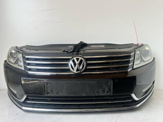 бампер передний Volkswagen Passat B7 2011, 2.0 л., CCZB, бензин, АКПП, универсал