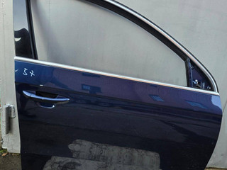 дверь передняя правая Volkswagen Passat B7 2011, 1.8 л., CDAA, бензин, АКПП, синий, седан, передний привод, правый руль, 3AA831056