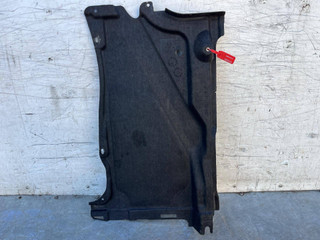 защита днища Audi A6 4G/C7 2012, 2.0 л., CDNB, бензин, АКПП, седан, 4G0825215E