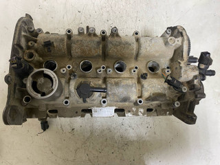 головка блока цилиндров Volkswagen Golf 7 поколение (2012 - 2017), 1.2 л., TSI, CJZA, бензин, 04E103064L, 04E103469BH