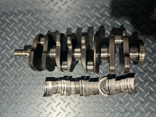 коленвал Land Rover Freelander 2 поколение L359 (2006 - 2010), 2.2 л., TDCi, 224DT, дизель, LR001234, LR022080, 0501N5, 0501L6, 0501L0, C2S52039, 1694472, BG9Q6303AA, 6G9Q6303AA