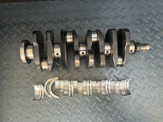 коленвал Land Rover Freelander 2 поколение L359 (2006 - 2010), 2.2 л., TDCi, 224DT, дизель, LR001234, LR022080, 0501N5, 0501L6, 0501L0, C2S52039, 1694472, BG9Q6303AA, 6G9Q6303AA