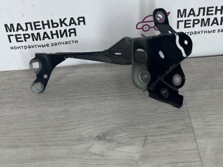 внутреннее крепление крыла правого BMW 5 серия G30/G31 G30 (2016 - 2020), 3.0 л., B58 B30 A, бензин, полный привод, 7349618, 41007440424, 7440424