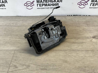 замок двери задней левой BMW 5 серия G30/G31 G30 (2016 - 2020), 3.0 л., B58 B30 A, бензин, полный привод, 51227477691, 7477691