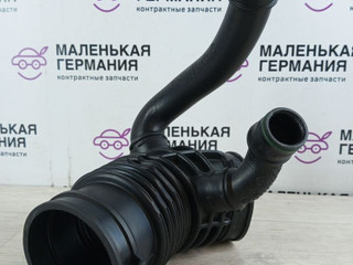 патрубок воздушного фильтра BMW 5 серия G30/G31 G30 2017, 3.0 л., B58 B30 A, бензин, АКПП, темно-синий, седан, полный привод, 13717643302, 7643302