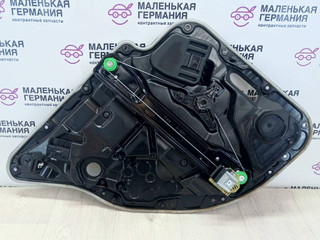 стеклоподъемник задний правый Mercedes-Benz C-Класс W205/S205/C205 2014, 2.0 л., M 274.920, бензин, АКПП, белый, седан, задний привод, правый руль, A0997660500, A2057307804