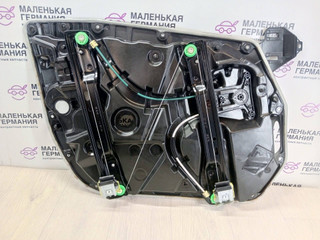 стеклоподъемник передний правый Mercedes-Benz C-Класс W205/S205/C205 2014, 2.0 л., M 274.920, бензин, АКПП, белый, седан, задний привод, правый руль, A0997660500, A2057204823