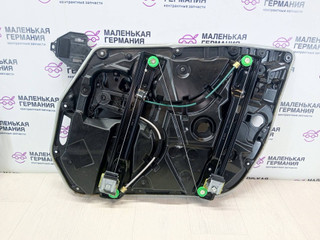 стеклоподъемник передний левый Mercedes-Benz C-Класс W205/S205/C205 2014, 2.0 л., M 274.920, бензин, АКПП, белый, седан, задний привод, правый руль, A0997660500, A2057204723