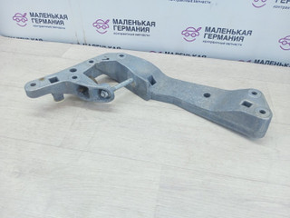 кронштейн КПП BMW 5 серия G30/G31 G30 (2016 - 2020), 3.0 л., B58 B30 A, бензин, полный привод, 22326861583, 6861583